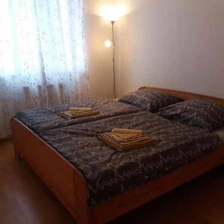 Apartment Park View Place Heviz
